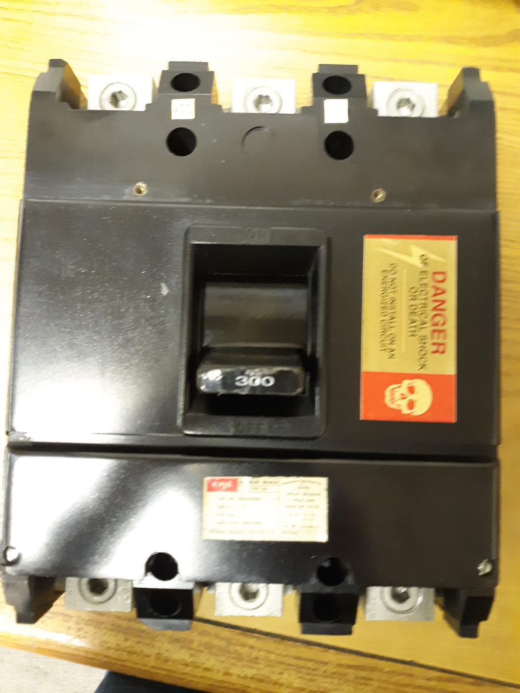 NJL631300 FPE BREAKER 3P 300 AMP NEW SURPLUS