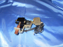 Load image into Gallery viewer, PB SHUNT TRIP 120VAC RH SIDE WESTINGHOUSE 371D691G05 NEW
